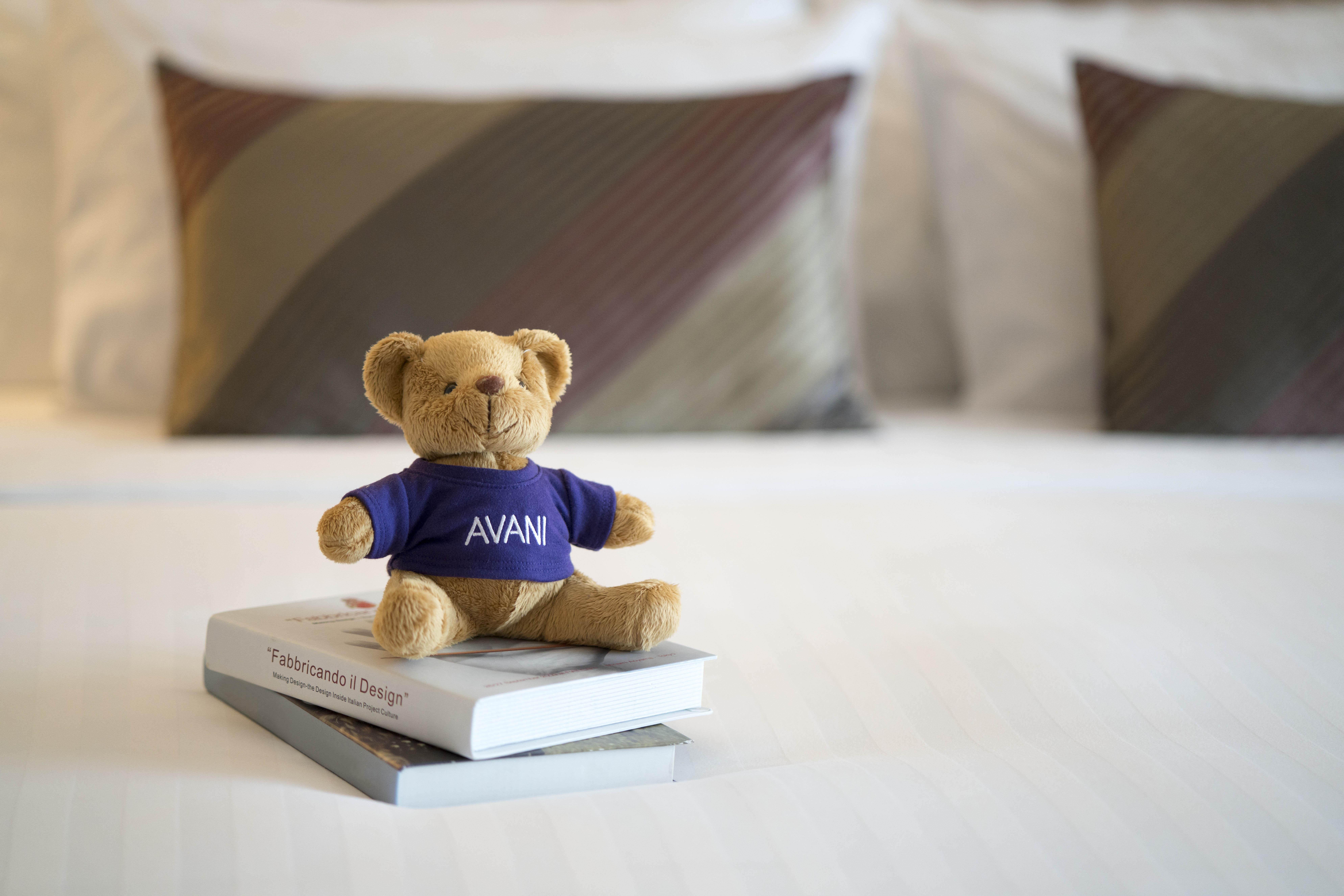 Avani Atrium Bangkok Hotel - SHA Extra Plus Certified Exterior foto A teddy bear with the logo of the airline