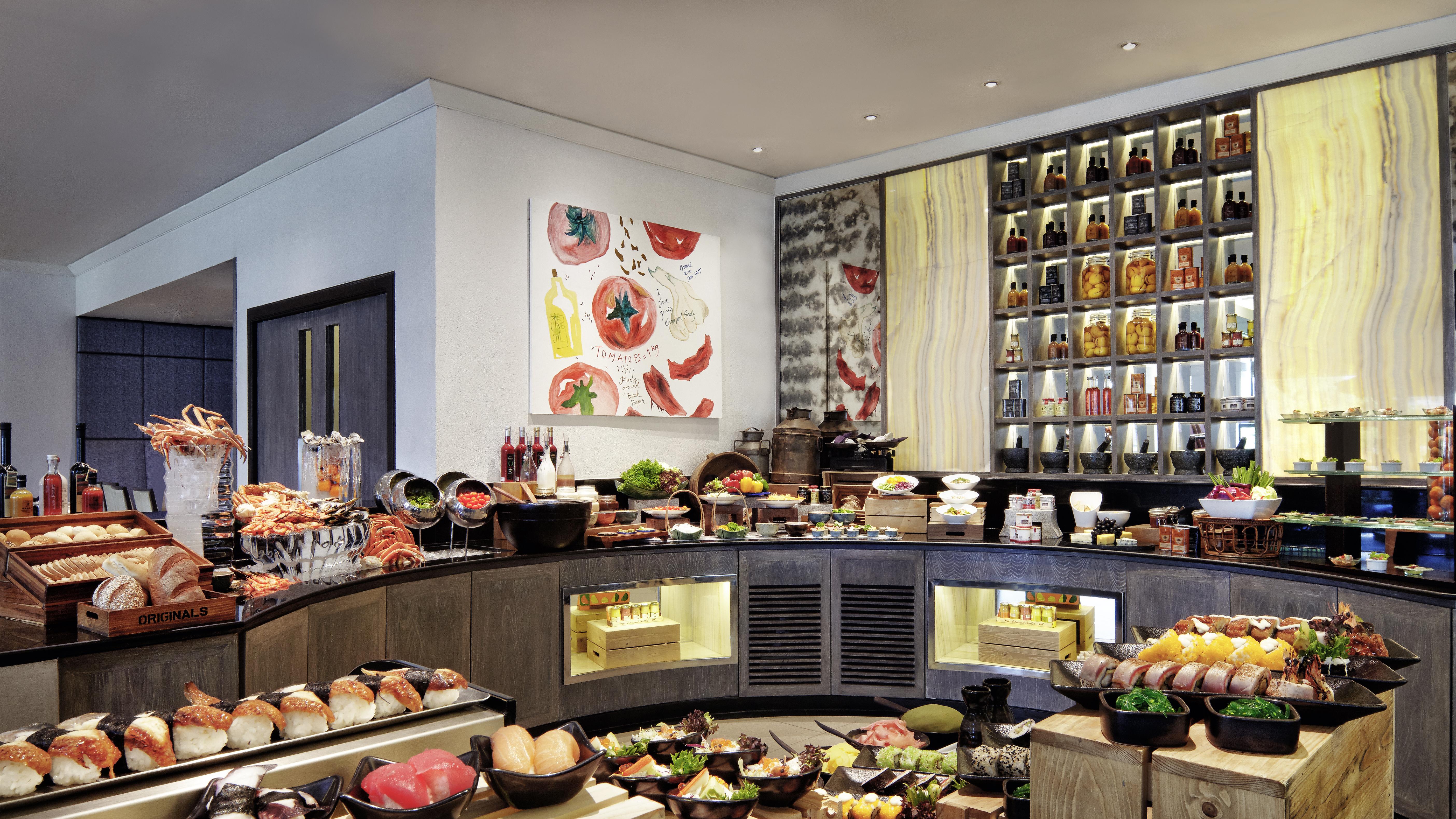 Avani Atrium Bangkok Hotel - SHA Extra Plus Certified Exterior foto The buffet at the hotel